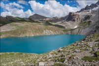 05600-Ceillac.  Lac Sainte-Anne, altitude 2415m. : 05-ceillac,Lac,Sainte-Anne,chapelle